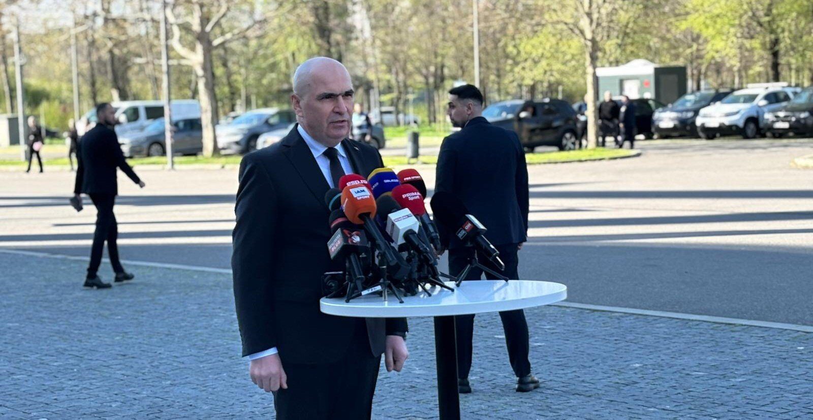 Bolojan, mesaj direct pentru Lucescu, la Arena Națională: Ce i-a transmis!