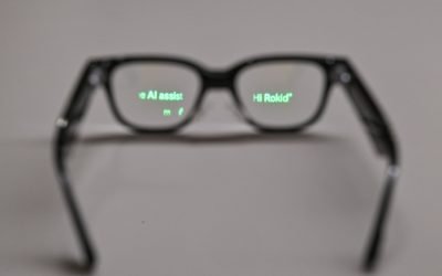 Trișatul la examene, la un alt nivel: ochelarii inteligenți devin arma secretă a studenților Ochelarii inteligenți, proiectați inițial pentru a îmbunătăți experiența utilizatorilor, sunt utilizați tot mai des pentru a copia la examene