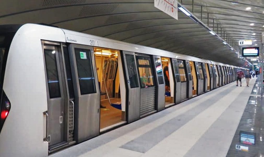 Incident medical în metroul bucureștean: Circulația trenurilor, afectată Un incident medical survenit în stația Piața Unirii 1 a metroului bucureștean a dus la perturbarea circulației trenurilor, în după-amiaza zilei de astăzi