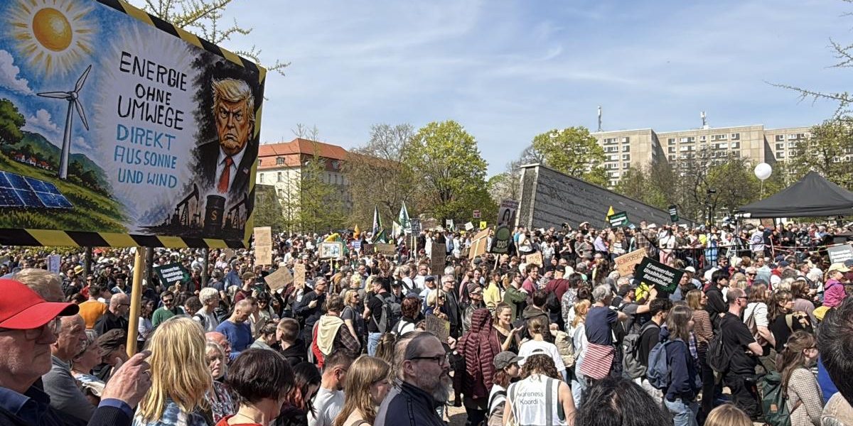 Mii de germani, pe străzi: Protest față de politicile energetice