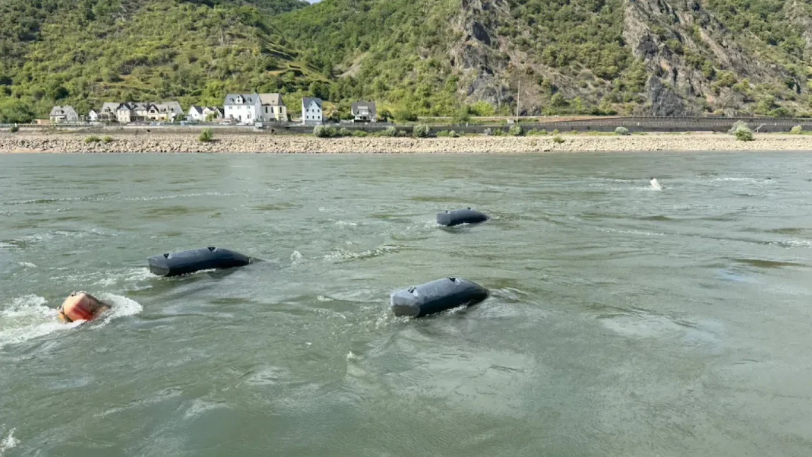 Un experiment îndrăzneț pe fluviul Rin, în Germania, dă speranțe pentru o schimbare majoră în producția de energie
