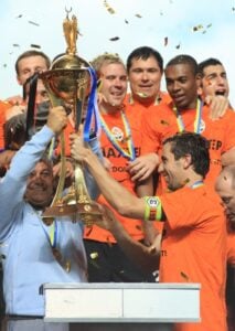Doliu imens în fotbalul românesc: Mircea Lucescu a murit Mircea Lucescu, cel mai titrat antrenor român din istorie, a încetat din viață marți seară, la vârsta de 80 de ani