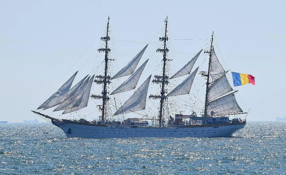 Nava Școală a Marinei Române, în misiune transatlantică de cinci luni