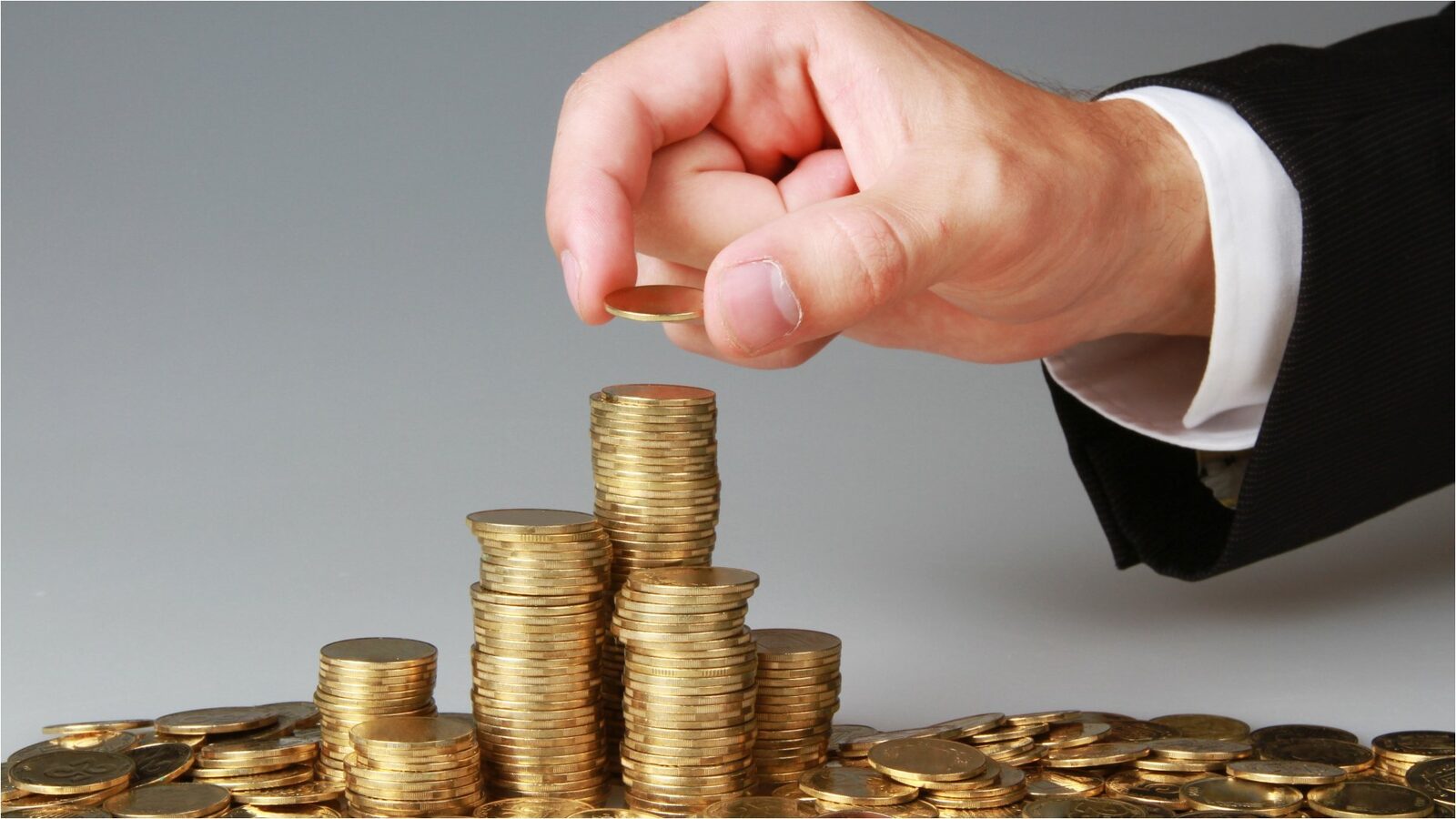 Creșterea prețurilor la combustibil: Firmele mici se pregătesc de scumpiri Un sondaj recent realizat de IMM România dezvăluie îngrijorări majore în rândul micilor antreprenori cu privire la impactul creșterii prețurilor la carburanți