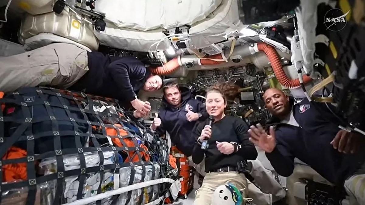 NASA trimite „cipuri organice” în Artemis 2: Ce e nemaivăzut