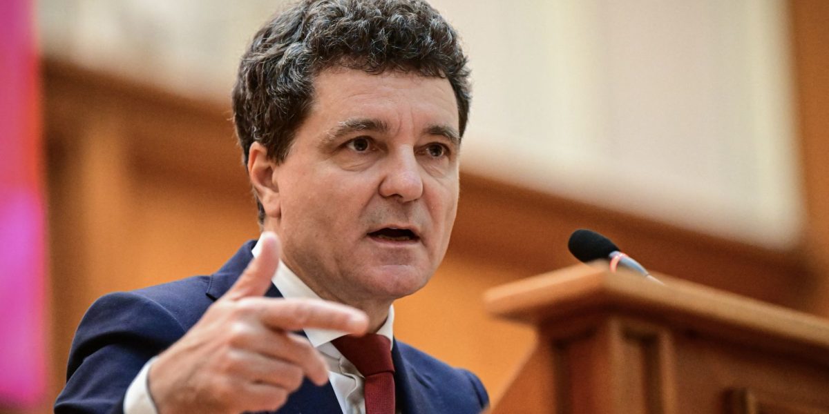 Ai noștri versus Peter Magyar: Ce tensiuni agită scena politică?