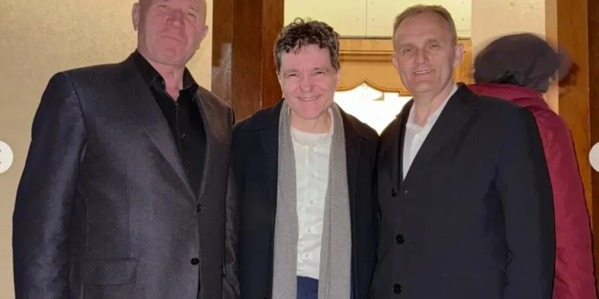 Nicușor Dan, apariție neașteptată cu PSD-iști la mănăstire: „Discret și firesc!”