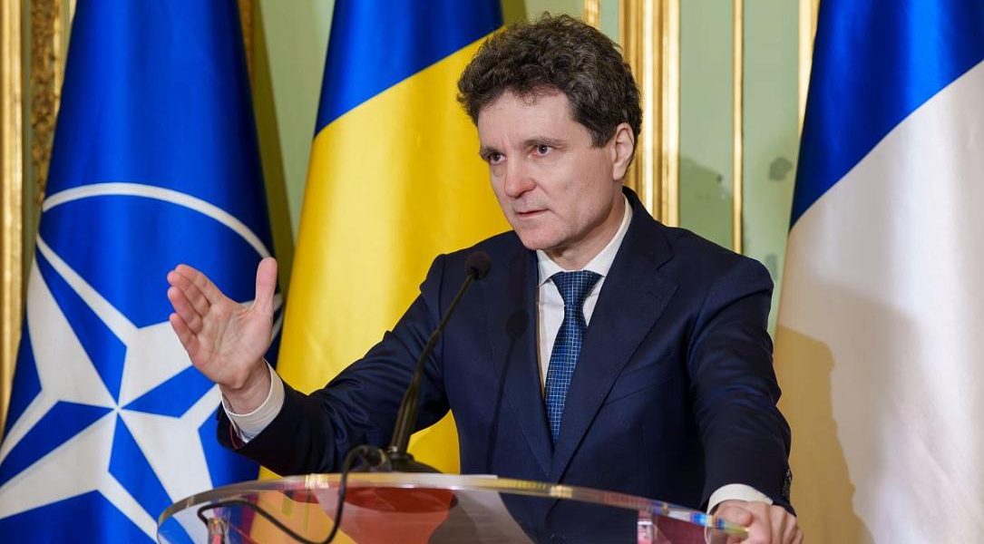 Sorin Grindeanu, convocat la Cotroceni de președintele Nicușor Dan Președintele social-democraților (PSD), Sorin Grindeanu, a fost convocat miercuri dimineața la Palatul Cotroceni pentru o întâlnire cu președintele Nicușor Dan