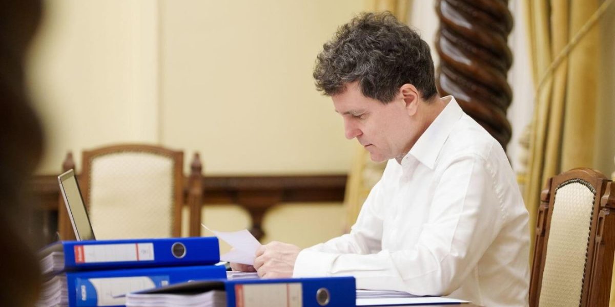 Nicușor Dan, felicitări de la Budapesta pentru Magyar Peter