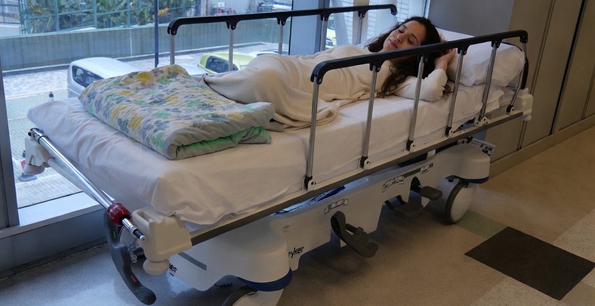 Spania acuză SUA de „ingerință” după cazul de eutanasiere al unei femei Ministrul spaniol al Sănătăţii, MONICA GARCIA, a reacționat dur la adresa Statelor Unite, acuzând o „ingerință” în afacerile interne ale Spaniei