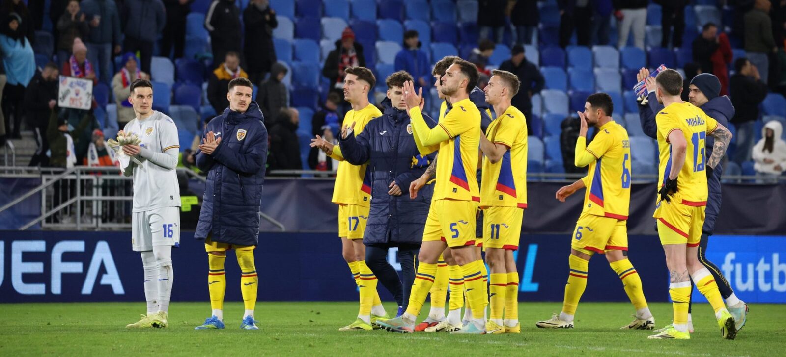Naționala de fotbal a României începe anul 2026 cu stângul, înregistrând două înfrângeri consecutive și o cădere abruptă în clasamentul FIFA