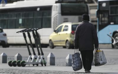 România se confruntă cu o scădere demografică accentuată: Peste 21,6 milioane de locuitori în 2026 Populația României a continuat să scadă, atingând 21,646 milioane de locuitori la 1 ianuarie 2026, conform datelor publicate joi, 2 aprilie, de Institutul Național de Statistică