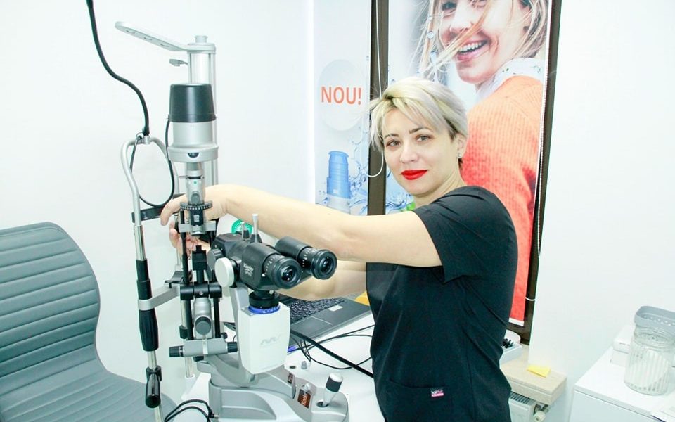 De ce te ard ochii? Află cauzele reale și ce tratament funcționează