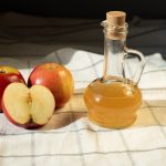 Oțetul de mere, secretul ieftin și eficient împotriva înțepăturilor de țânțar
