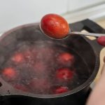 Ouă de Paște în exces? Trucuri să le păstrezi proaspete și bune de mâncat!