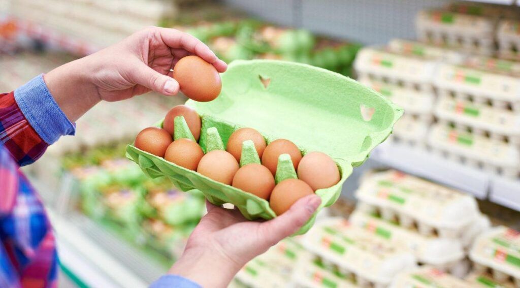 Ouă contaminate cu Salmonella: Alertă în România, înainte de Paște! Retragere de urgență