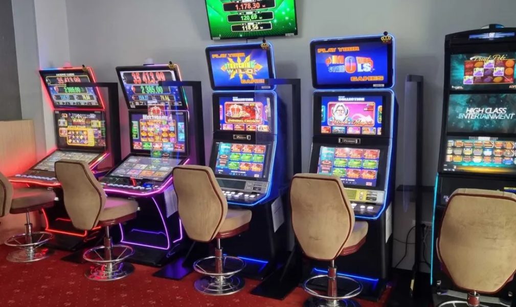 Municipiul Pitești va interzice, cel mai probabil, exploatarea jocurilor de noroc în majoritatea locațiilor, conform unei decizii a primarului Cristian Gentea