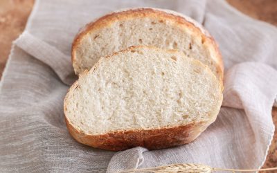 De ce pâinea te îngrașă chiar și dacă o mănânci puțin? Explicații