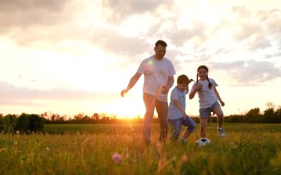 Sacrificiul parental, reevaluat: Ce contează cu adevărat pentru copii? Adulții echilibrați emoțional nu sunt rezultatul părinților care au renunțat la tot pentru ei