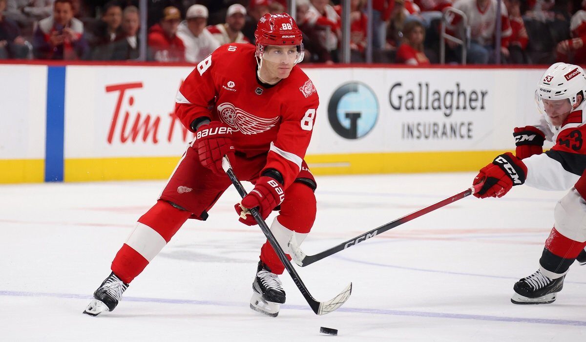 Meci spectaculos în NHL: Minnesota Wild învinge Detroit Red Wings Echipa de hochei pe gheață MINNESOTA Wild a învins DETROIT Red Wings cu scorul de 3-1, într-un meci plin de răsturnări de situație și emoții, disputat recent