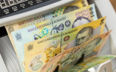 Pensionarii cu venituri mici primesc ajutoare financiare în două tranșe Guvernul a aprobat o serie de ajutoare financiare pentru pensionari, cu scopul de a sprijini persoanele cu venituri reduse