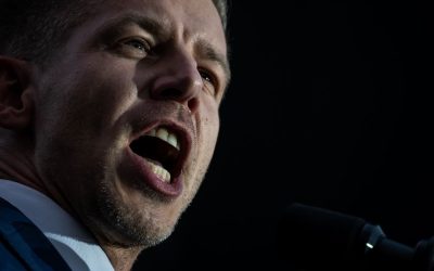 Simion dansează pe morminte, UDMR-ul, în campanie de minciuni