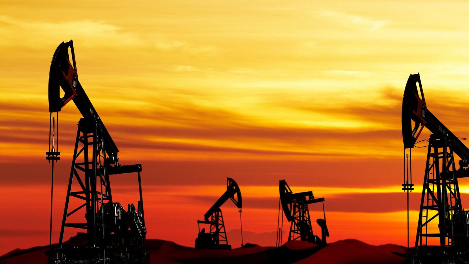 Petrolul scade după zvonuri despre încetarea conflictului cu Iranul; luna martie, cea mai volatilă pentru piață Prețurile petrolului au înregistrat fluctuații importante în contextul tensiunilor geopolitice din Orientul Mijlociu și a speculațiilor privind o potențială detensionare a conflictului