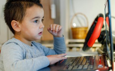 Comisia Europeană, din nou la apel pentru siguranța copiilor online