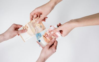 UE dă LEGE anti-corupție: Amenzi URIAȘE și pedepse minime