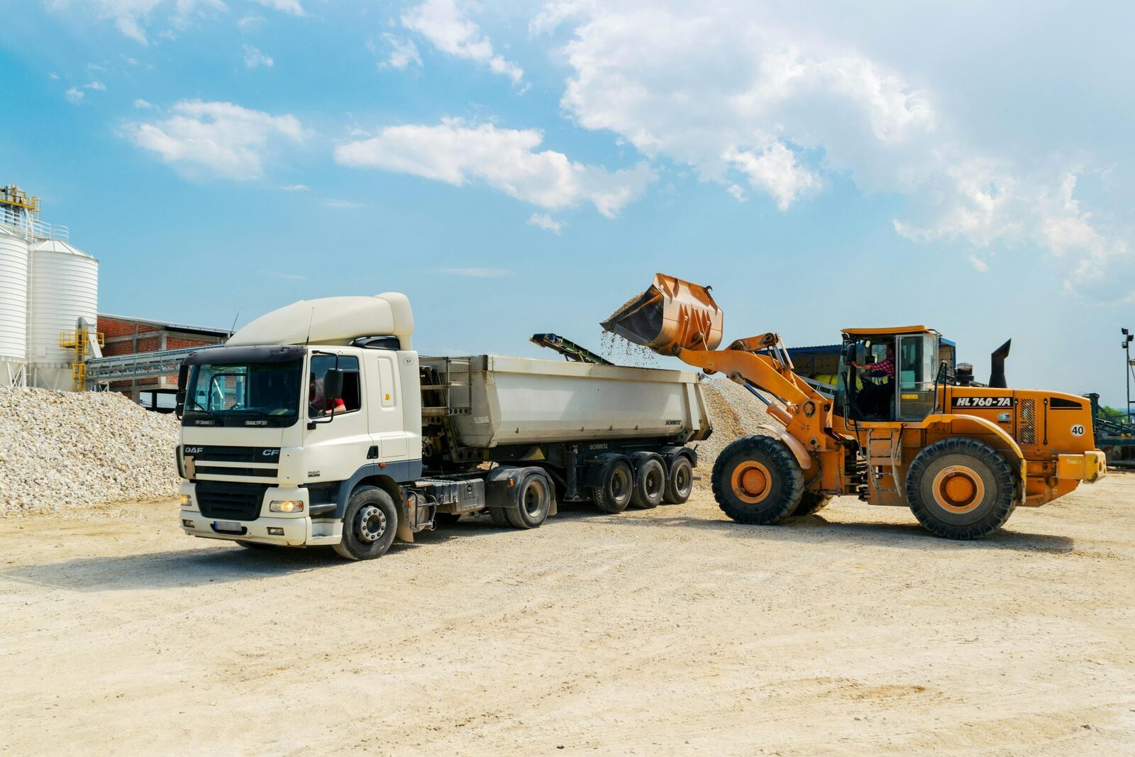 Consiliul UE: Producătorii de vehicule grele primesc flexibilitate pentru țintele co2 din 2030