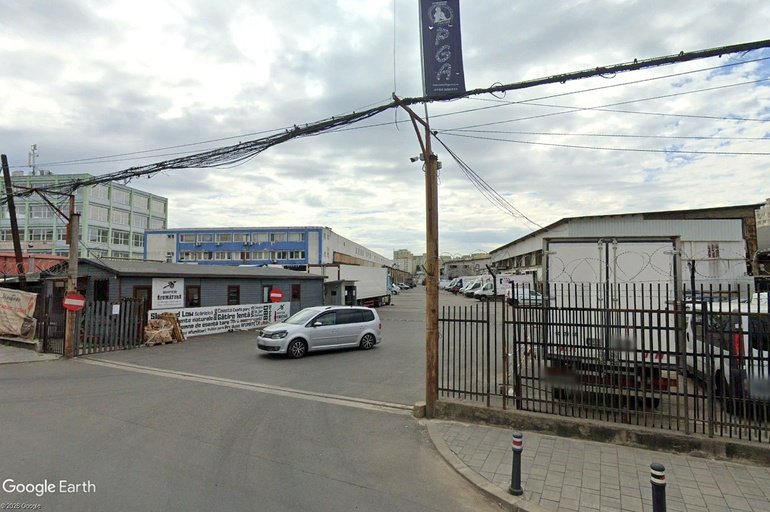 Un nou complex rezidențial în Pantelimon: Depozite Antrefrig, demolate Mai multe depozite care au făcut parte din fostul complex Antrefrig și din actuala Piață de Gros Agroalimentară Interfrig 1912 PGA vor fi rase pentru a face loc unui nou ansamblu rezidențial în cartierul Pantelimon, București