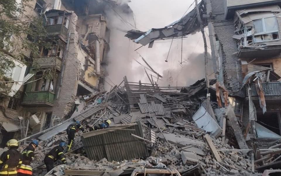 Atacuri rusești cumplite în Vinerea Mare: Zeci de răniți și distrugeri în Ucraina