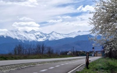 Primăvară pe două roți: Pista de biciclete de șapte km cu peisaje de vis