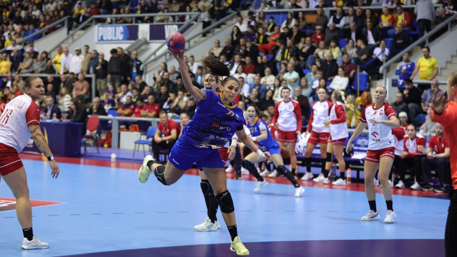 Polonia – România, duel aprins în EHF Euro Cup: Gazdele reduc din avantaj
