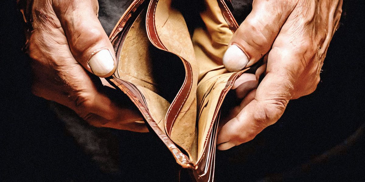 Inflația urcă spre 10% și pune frână speranțelor de creștere economică în România