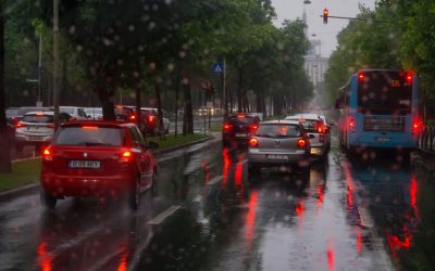 Alerte Meteo: Bucureștiul, sub Cod Galben de Vânt și Ploi Abundente București – Locuitorii Capitalei sunt vizați de două avertizări meteorologice emise joi dimineață de Administrația Națională de Meteorologie (ANM)