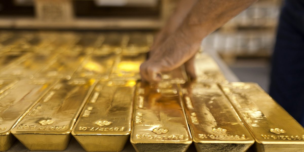 Aurul, la vânzare: Băncile centrale își schimbă strategia. Ce se întâmplă?
