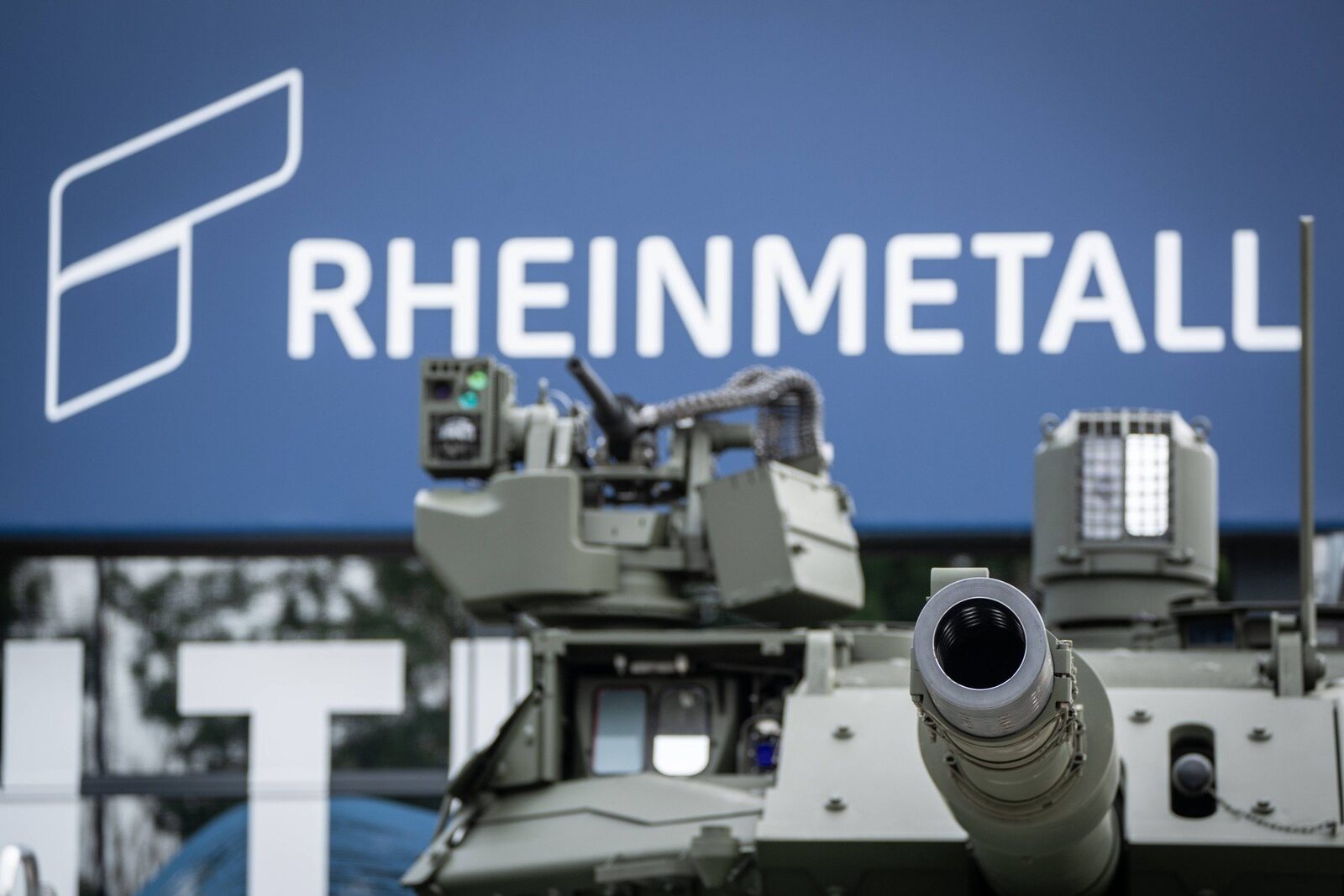 Protest la Berlin: Rheinmetall, blocat de manifestanți