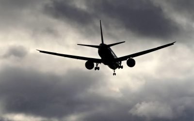 Restricții la alimentare cu combustibil pe aeroporturi din nordul Italiei, din cauza lipsei de alimentare Zborurile de pe patru aeroporturi din nordul Italiei vor fi afectate de restricții privind alimentarea cu combustibil până pe 9 aprilie, din cauza „disponibilității limitate” cu care se confruntă operatorul Air BP Italia