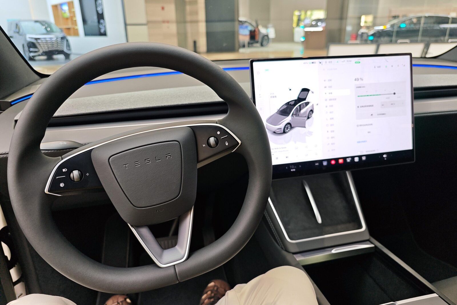 Tesla promite o mașină electrică mai ieftină. Revine Modelul Mic!