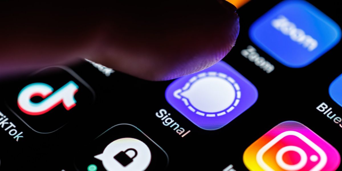 FBI recuperează mesaje Signal șterse, folosind notificările iPhone