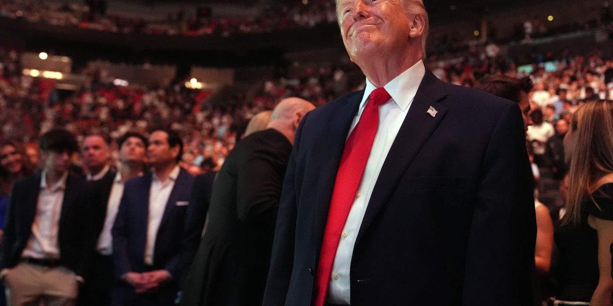 Milionari peste noapte: Pariuri pe deciziile lui Donald Trump