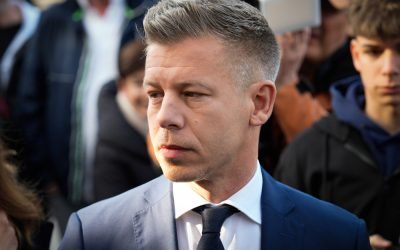 Cerere URGENTĂ: Parlament NOU, solicitată de urgență de președintele României