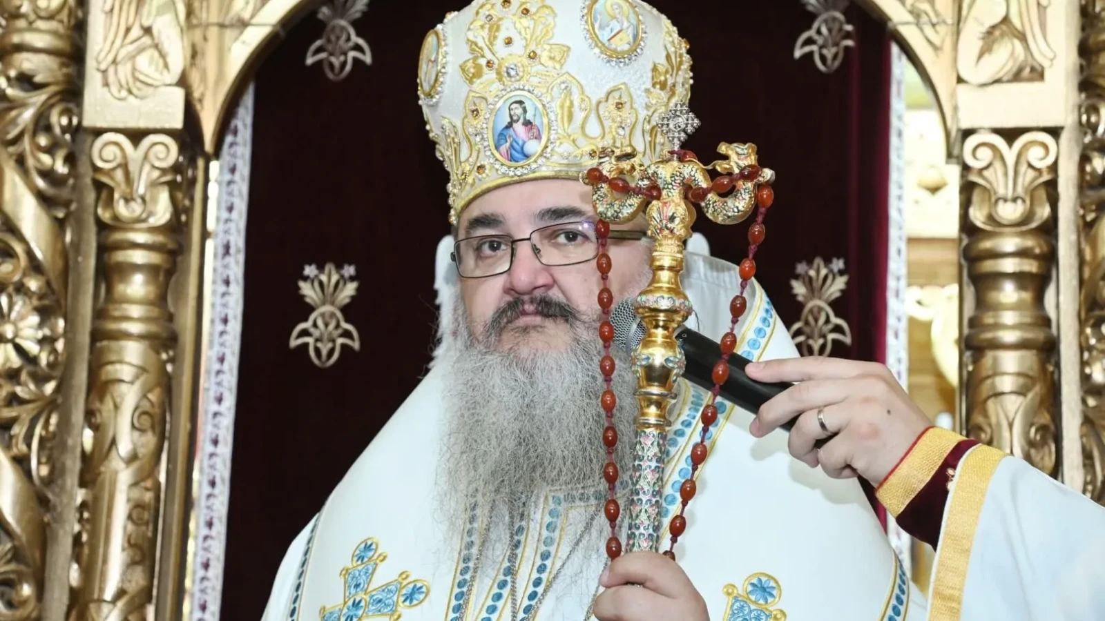 Giurgiu: Procesiune impresionantă de Florii condusă de PS Ambrozie Municipiul Giurgiu a fost martorul unei ceremonii religioase deosebite sâmbătă, 4 aprilie 2026, cu ocazia sărbătorii Floriilor