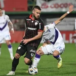 Pușcaș, sacrificiu la limită: Stă înfășurat în gheață pentru România