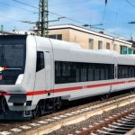 România cumpără trenuri electrice: 20 rame și 16 locomotive noi