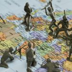 Mergem spre război Mondial: Donald Trump, factor de risc major