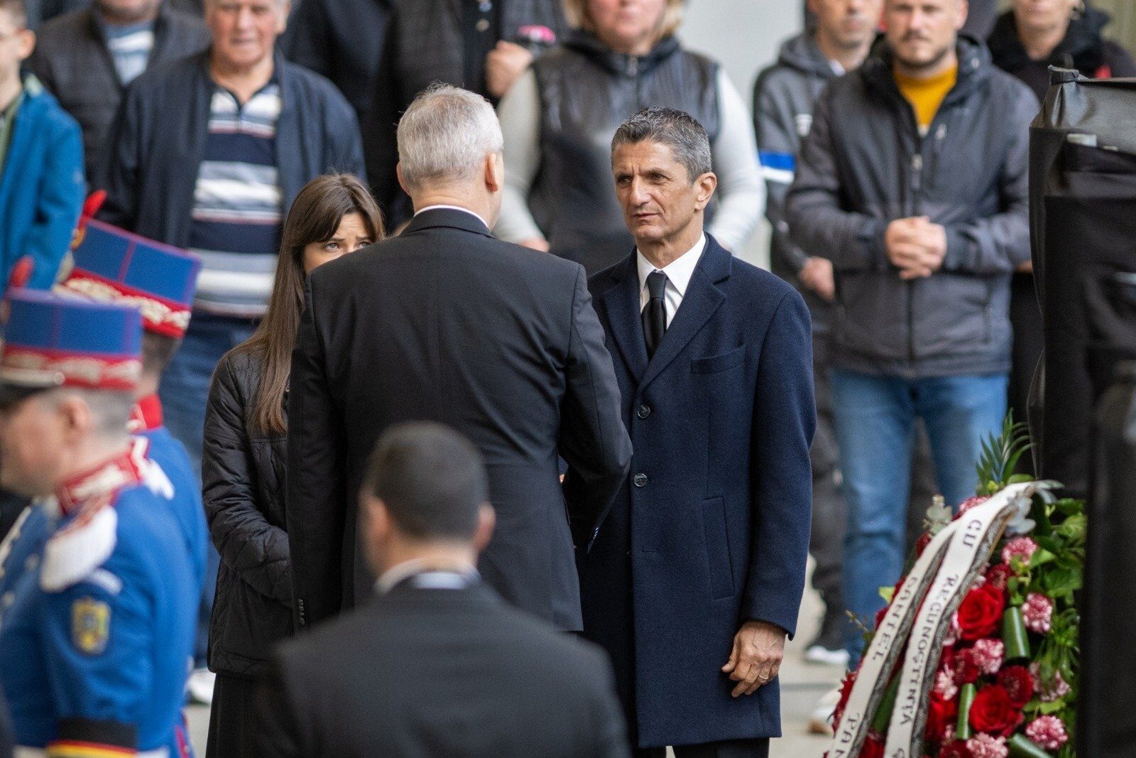 Ce civilizație! Răzvan Lucescu, erou printre mii de fani