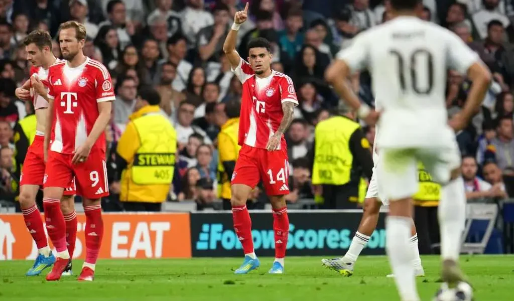 Vedete Real Madrid, impresionate de prestația lui Neuer Mai mulți jucători de la Real Madrid au lăudat prestația portarului lui Bayern München, Manuel Neuer, după meciul din sferturile de finală ale Ligii Campionilor