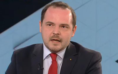 Ministrul Sănătății, ALEXANDRU ROGOBETE, a confirmat că Direcția Națională Anticorupție (DNA) a solicitat recent, mai exact săptămâna trecută, noi documente în legătură cu dosarul achizițiilor de vaccinuri anti-COVID-19 de la Pfizer
